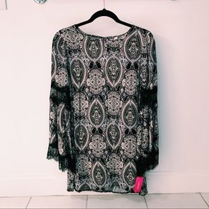 TARGET XHILARATION BLACK PATTERN AND LACEY DRESS